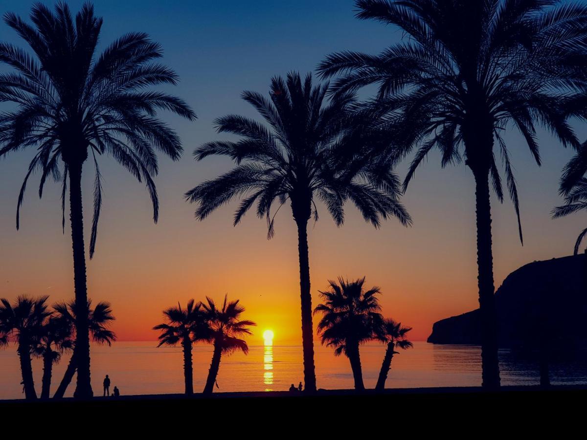 Precioso Apartamento Cerca Del Mar Con Wifi, Piscina Y Parking La Herradura  Eksteriør billede